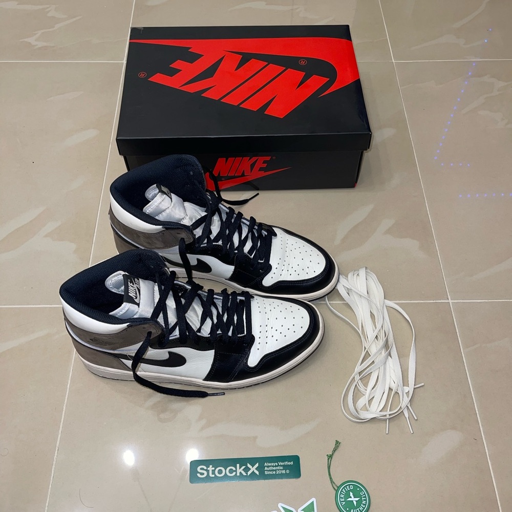 Jordan 1 Retro High Dark Mocha (size 12)